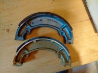 Assembly of the the 1984 RM-250 break shoes